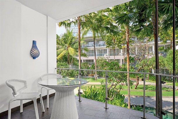 Le Meridien Bali Jimbaran - Beispiel Balkon Aqua Studio Suite Lagoon View (Zimmercodierung WBG)