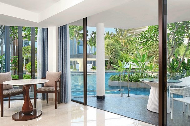 Le Meridien Bali Jimbaran - Beispiel Terrasse Aqua Studio S. Lagoon Access (Zimmercodierung WBQ)