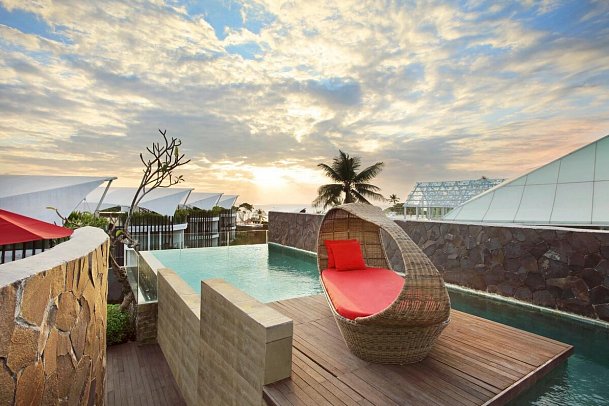 Le Meridien Bali Jimbaran - Beispiel Aussenbereich Oceanic View Sky Villa (Zimmercodierung VB1)