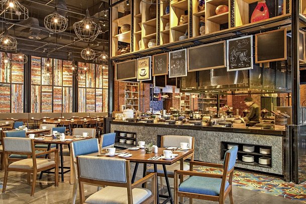 Mövenpick Resort & Spa Jimbaran Bali - Anarasa Restaurant