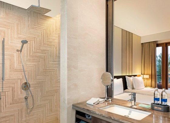 The Anvaya Beach Resort Bali - Beispiel Bad Premier (Zimmercodierungen UM1 & UMQ)