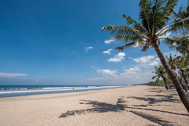 Legian Beach Hotel