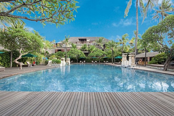 Legian Beach Hotel