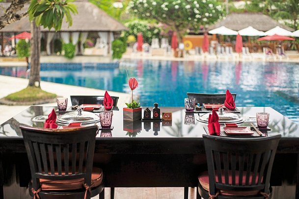 Nusa Dua Beach Hotel & Spa