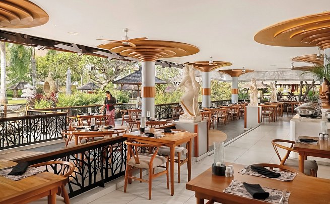 Nusa Dua Beach Hotel & Spa