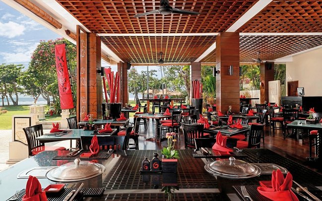 Nusa Dua Beach Hotel & Spa