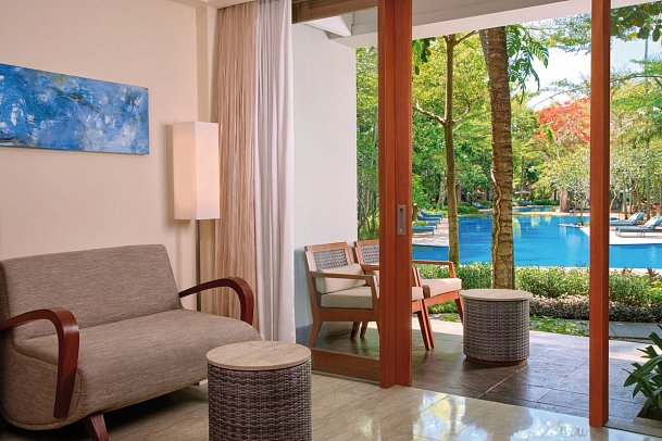 Courtyard by Marriott Bali Nusa Dua Resort - Wohnbeispiel Deluxe Pool Terrace (Zimmercodierung UDQ)