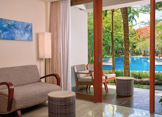 Courtyard by Marriott Bali Nusa Dua Resort - Wohnbeispiel Deluxe Pool Terrace (Zimmercodierung UDQ)