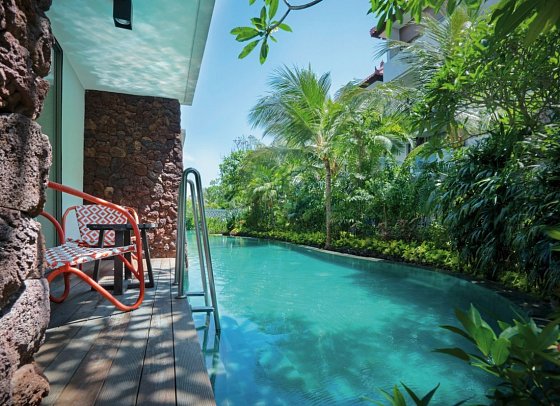 Merusaka Nusa Dua - Beispiel Terrasse Deluxe Pool Access (Zimmercodierung UDQ)