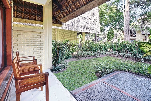 Mercure Resort Sanur - Beispiel Terrasse Superior (Zimmercodierung US1)