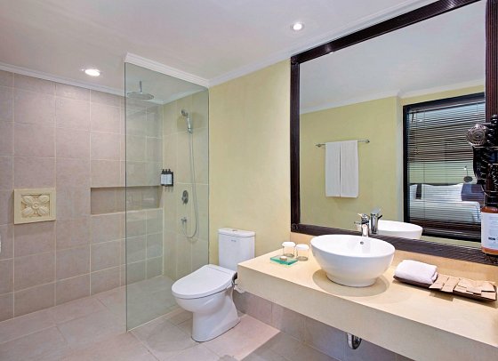 Mercure Resort Sanur - Beispiel Bad Executive (Zimmercodierung UT1)