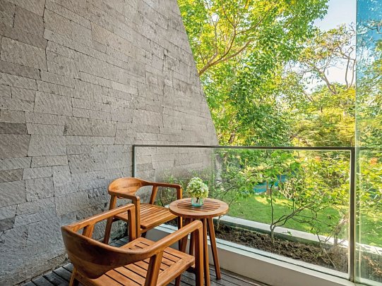 Maya Sanur Resort & Spa - Wohnbeispiel Wonderful Garden View King Bed (Zimmercodierung UBG)