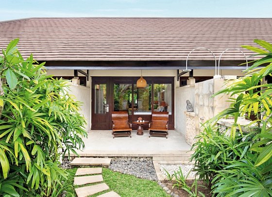 Novotel Bali Benoa - Beispiel Terrasse Tropical Terrace (Zimmercodierung UB1)