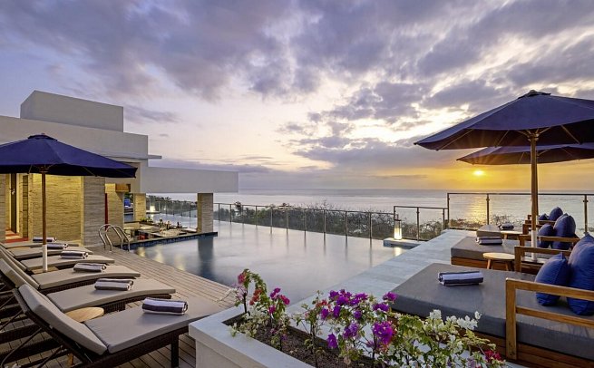 Bali Tropic Resort & Spa - Dachterrasse für Gäste des Zimmer-Typs Club