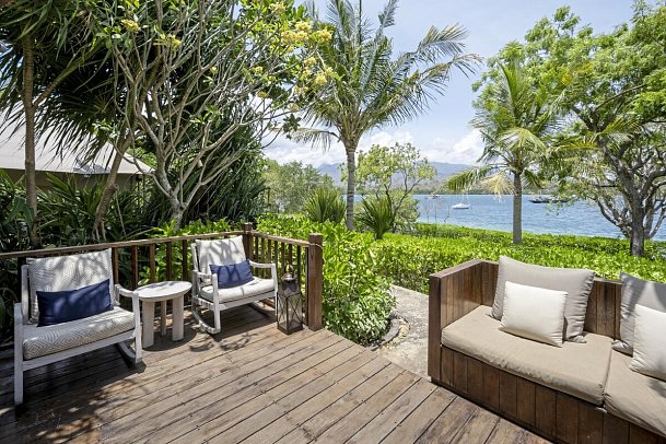 Menjangan Dynasty Resort - Beispiel Terrasse Beach Camp Tent Deluxe (Zimmercodierung UD1)