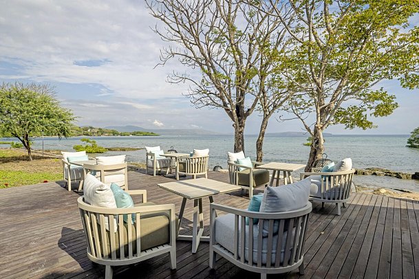 Menjangan Dynasty Resort