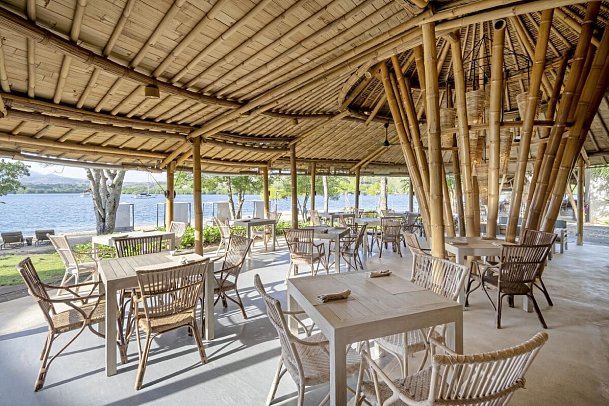 Menjangan Dynasty Resort