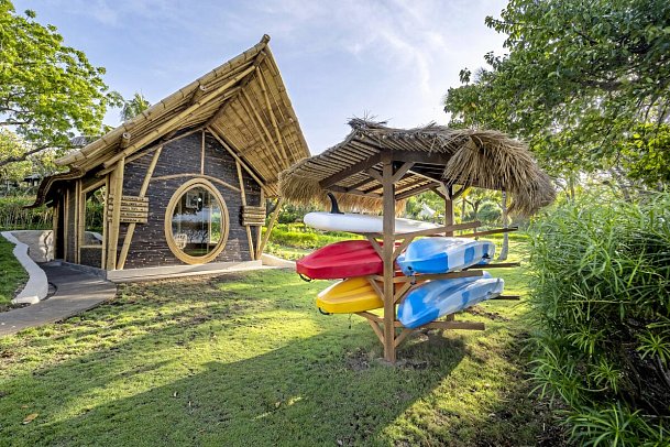 Menjangan Dynasty Resort