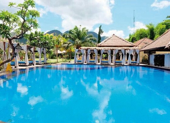 Menjangan Dynasty Resort