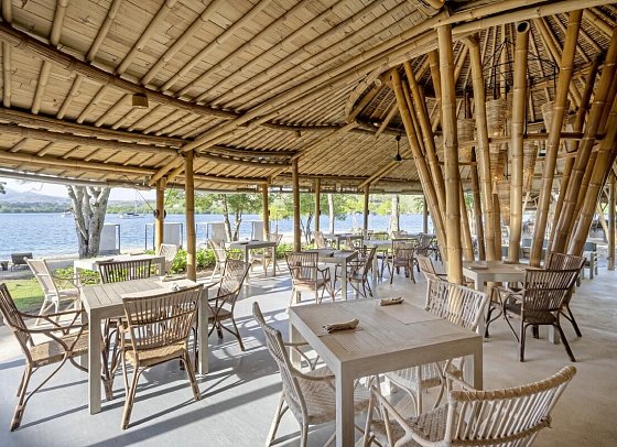 Menjangan Dynasty Resort