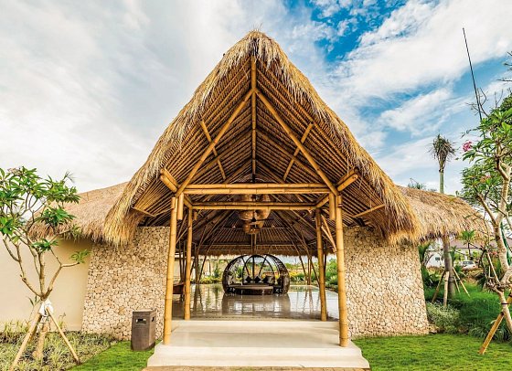Menjangan Dynasty Resort