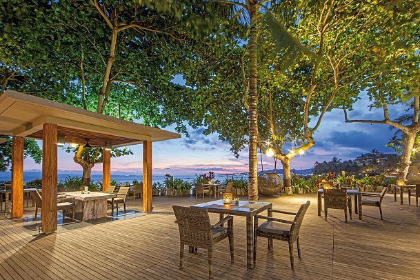 Candi Beach Resort & Spa