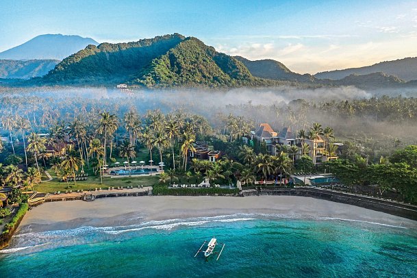 Candi Beach Resort & Spa