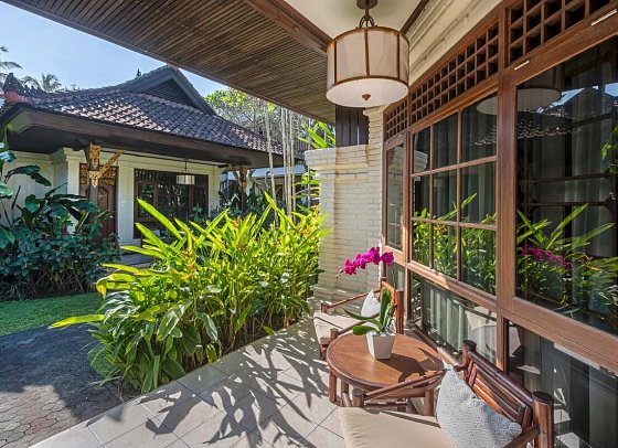 Ramayana Candidasa Beach Resort - Beispiel Terrasse Garden Cottage (Zimmercodierung UBG)