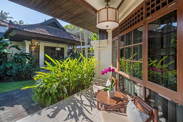 Ramayana Candidasa Beach Resort - Beispiel Terrasse Garden Cottage (Zimmercodierung UBG)