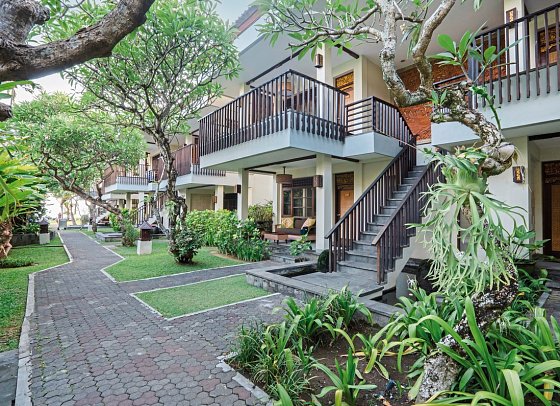 Ramayana Candidasa Beach Resort - Beispiel Außenbereich Junior Suite (Zimmercodierung WB1)