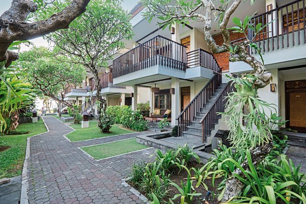 Ramayana Candidasa Beach Resort - Beispiel Außenbereich Junior Suite (Zimmercodierung WB1)