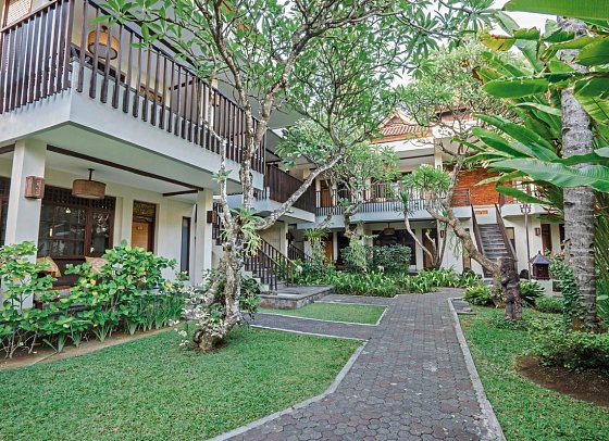 Ramayana Candidasa Beach Resort - Beispiel Aussenansicht Junior Suite (Zimmercodierung WB1)