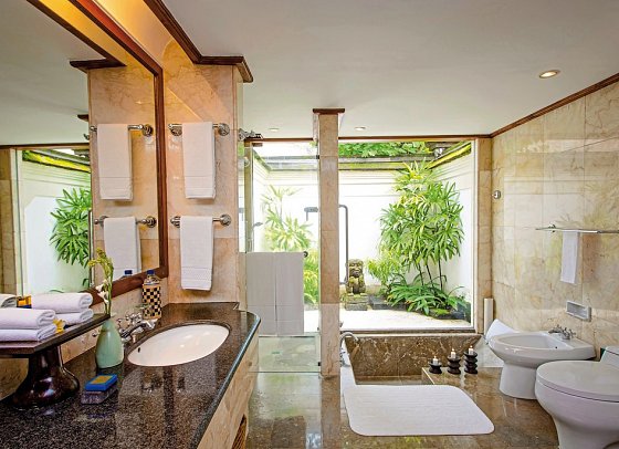 The Oberoi Beach Resort, Bali - Badbeispiel Luxury Lanai Garden View (Zimmercodierung UBG)
