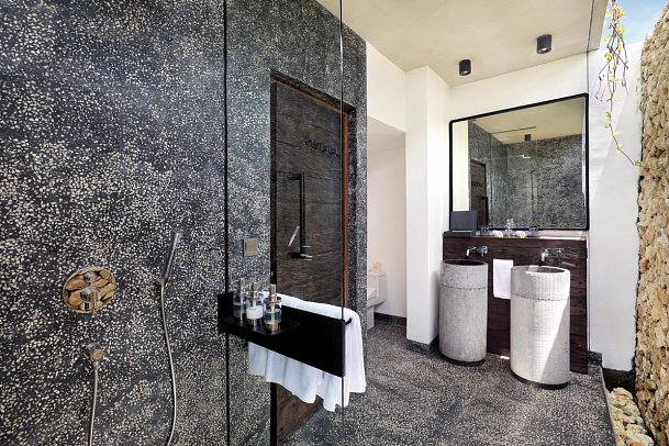 MAUA Nusa Penida Bali - Badbeispiel 2 Bedroom Villa