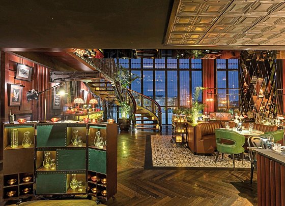 Double-Six Luxury Hotel