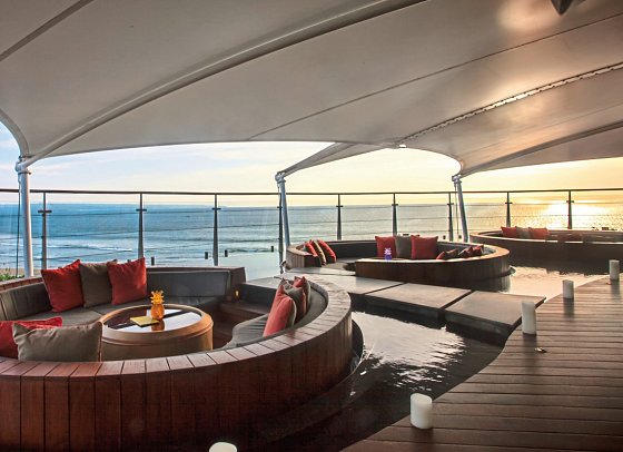 Double-Six Luxury Hotel