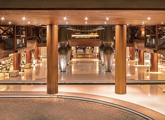 Double-Six Luxury Hotel
