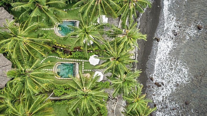 Alam Anda Ocean Front Resort & Spa