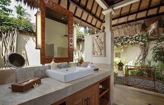 Alam Anda Ocean Front Resort & Spa