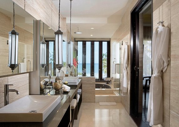 The Seminyak Beach Resort & Spa - Wohnbeispiel Ocean Suite with Jacuzzi (Zimmercodierung WB4)