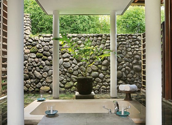 Alila Ubud - Beispiel Bad Valley Villa (Zimmercodierung VB1)