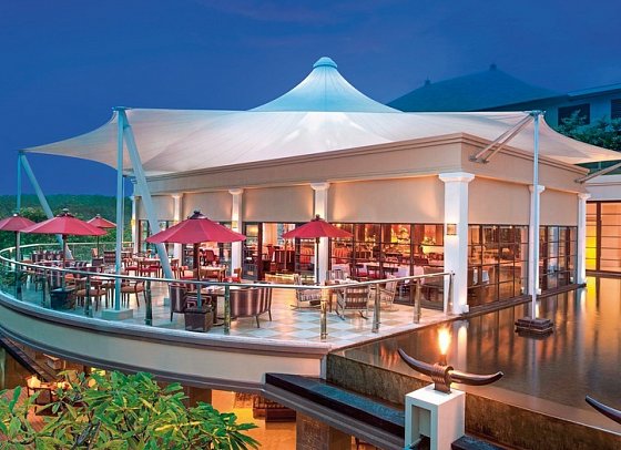 The St. Regis Bali Resort - Boneka Restaurant