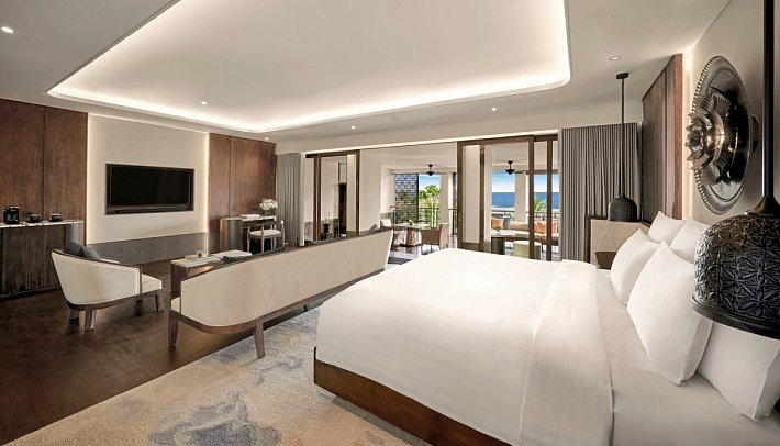 Intercontinental Bali Sanur Resort - Wohnbeispiel One Bedroom Suite Ocean View (Zimmercodierung WBM)