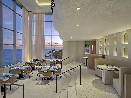 Umana Bali, LXR Hotels & Resorts - Oliverra Restaurant