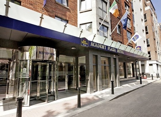 Academy Plaza Hotel