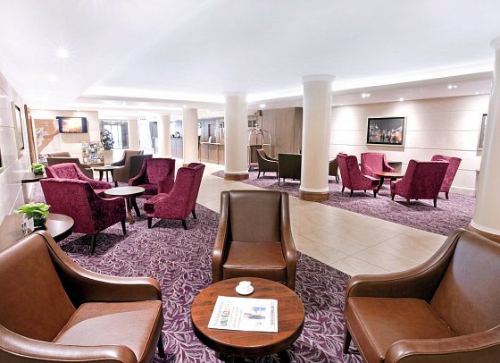 Academy Plaza Hotel