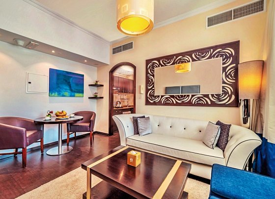 First Central Hotel Suites - Wohnbeispiel Executive One Bedroom Suite (Zimmercodierung WT1)