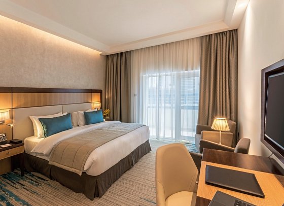 Golden Tulip Media Hotel - Wohnbeispiel Deluxe Room King Beds (Zimmercodierung DB2)