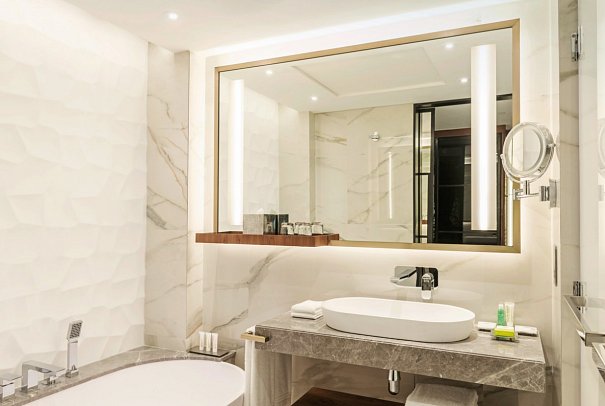 Le Méridien Dubai Hotel & Conference Centre