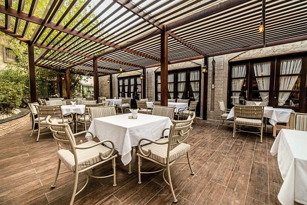 Le Méridien Dubai Hotel & Conference Centre